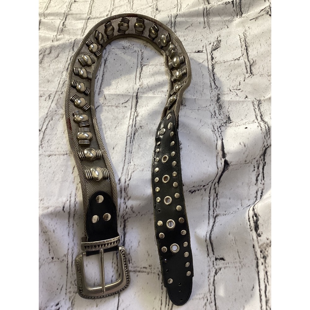Vintage Western Metal Mesh Studded Leather Belt Silver Black Size 32 1514 - Picture 4 of 6